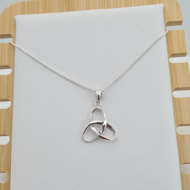 925 Sterling Silver Celtic Trinity Knot Necklace - Image 6