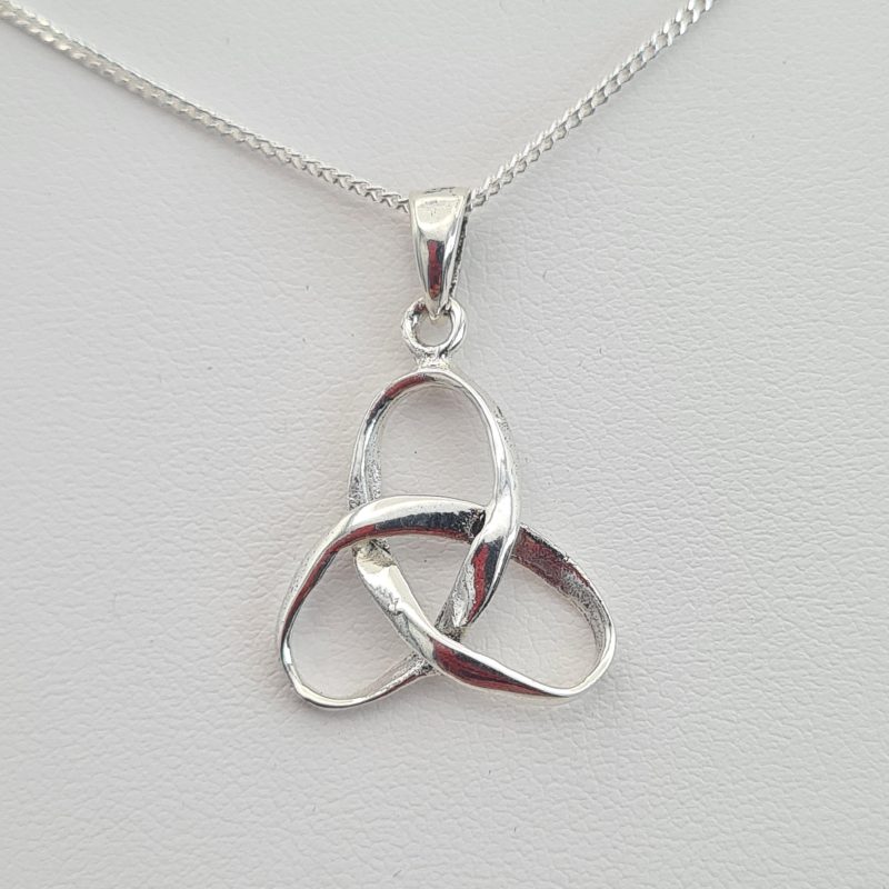 925 Sterling Silver Celtic Trinity Knot Necklace - Image 5