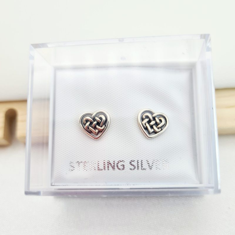 Silver Celtic Knot Heart Earrings - Image 5