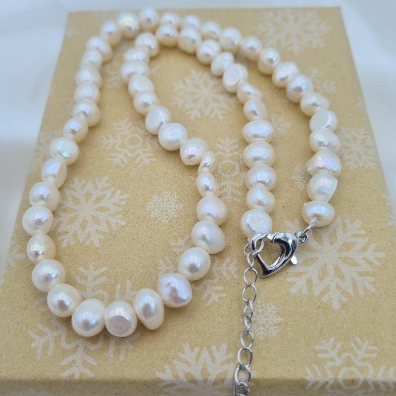 White Freshwater Pearl Necklace 16 Inches - Image 5